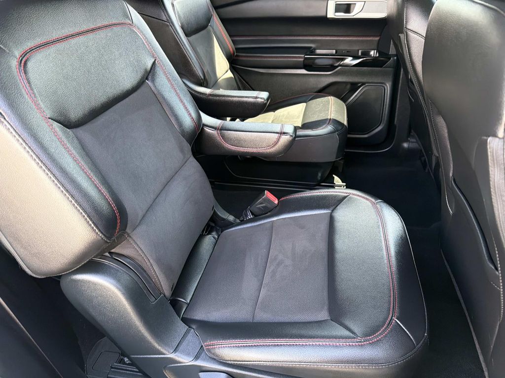 Used 2023 Ford Explorer ST-Line 4D Sport Utility