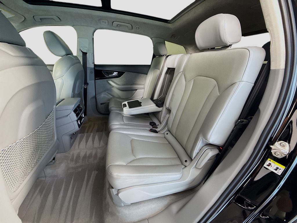 Thumbnail: 2018 Audi Q7 - 22