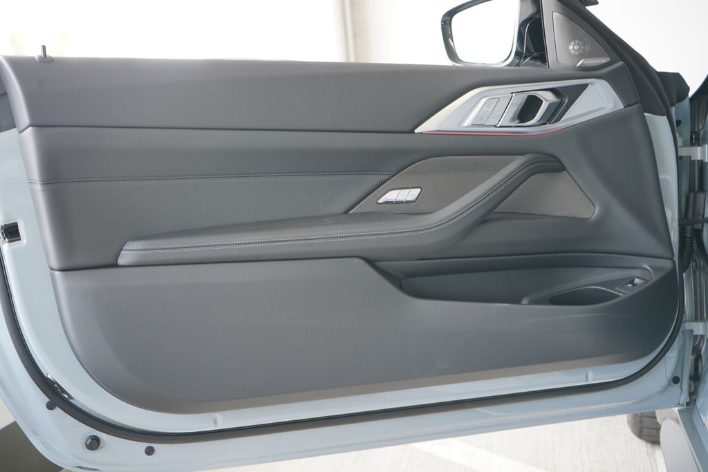 Thumbnail: 2026 BMW M4 - 9