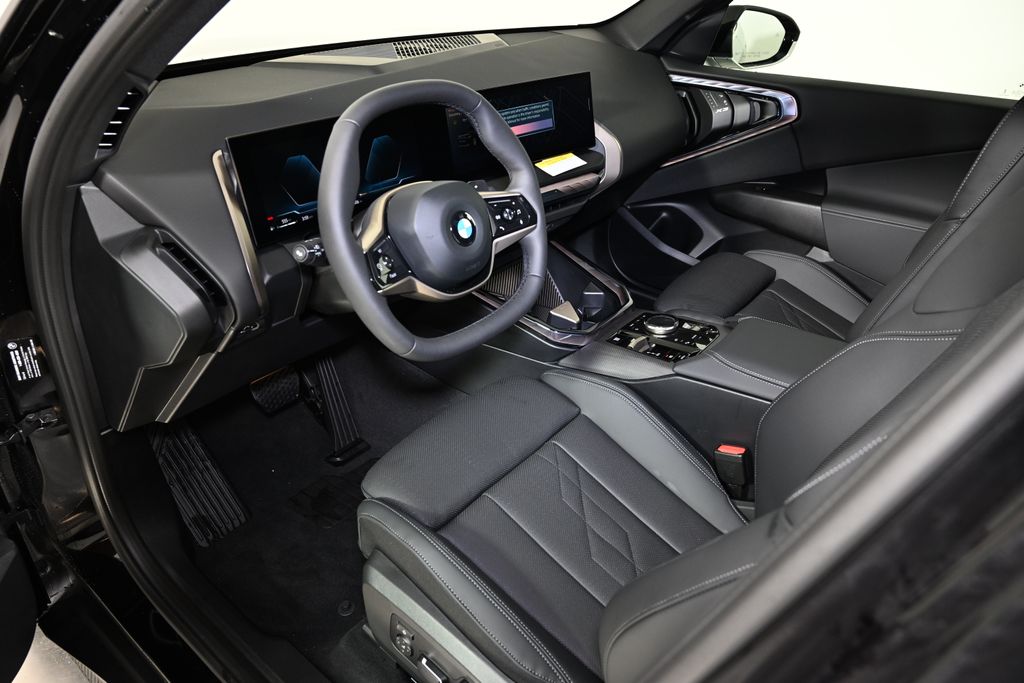 Thumbnail: 2025 BMW X3 - 15