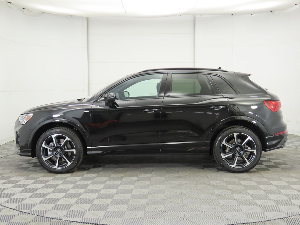 Thumbnail: 2025 Audi Q3 - 8