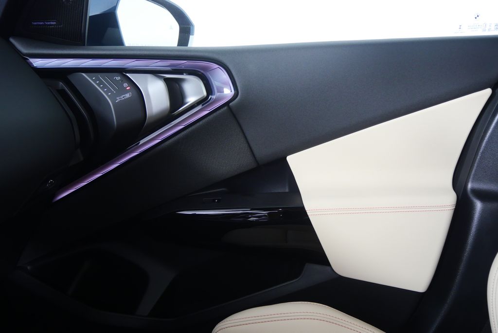 Thumbnail: 2026 BMW X3 - 23