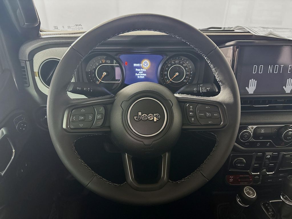 2025 Jeep Gladiator Willys