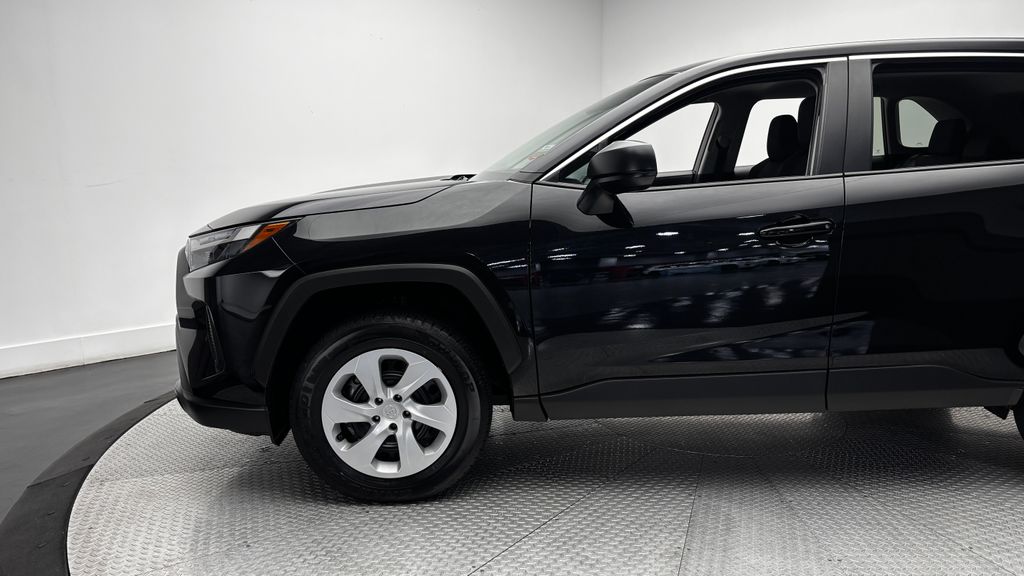 Thumbnail: 2025 Toyota RAV4 - 5