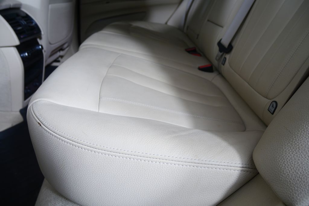 Thumbnail: 2015 BMW X5 - 14