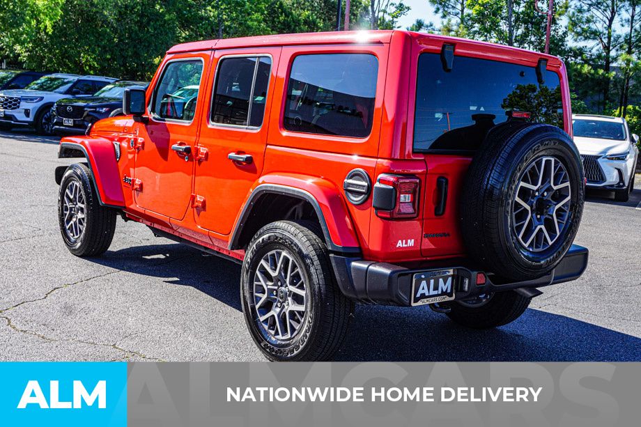 Used 2025 Red Jeep Sahara image 5