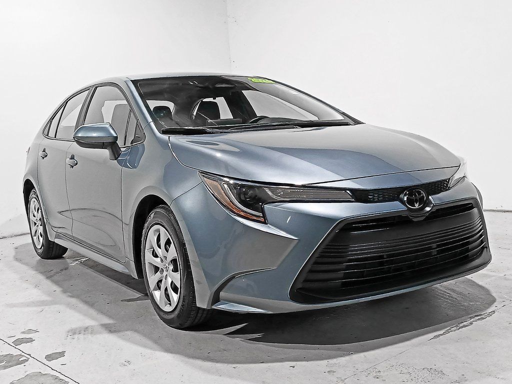2024 Toyota Corolla LE FWD