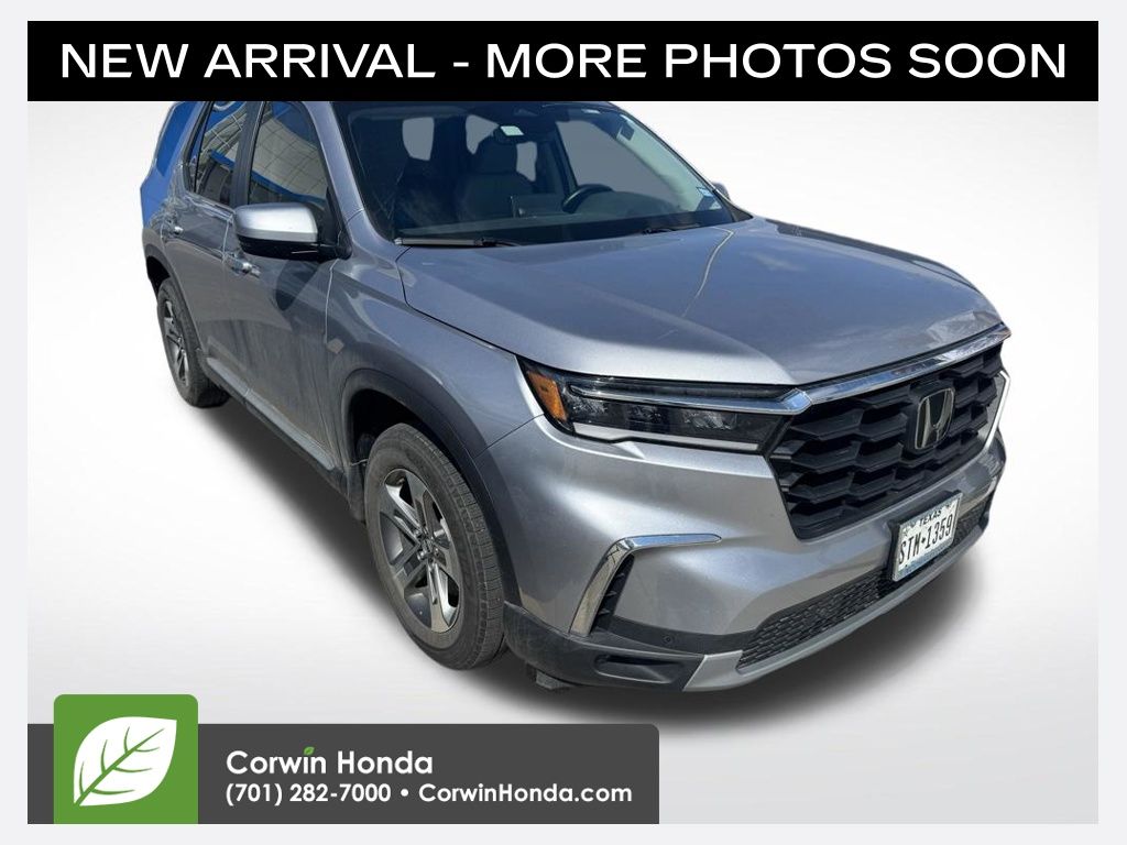Lunar Silver Metallic 2023 Honda Pilot EX-L AWD with Captains Chairs SUV / Crossover All-Wheel Drive Automatic