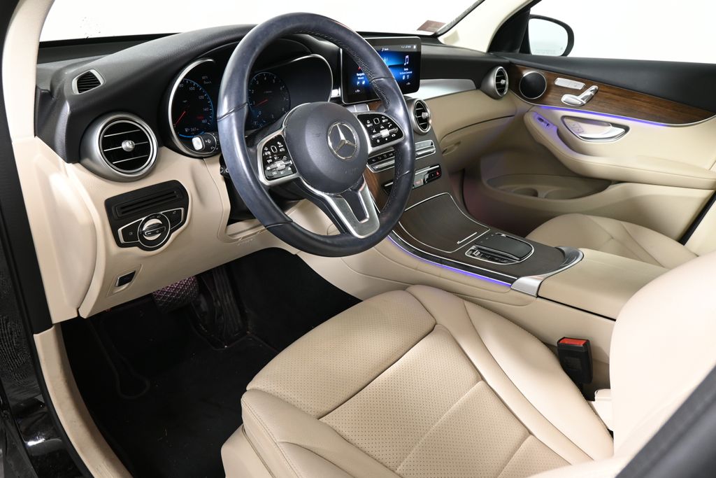 Thumbnail: 2022 Mercedes-Benz GLC - 14