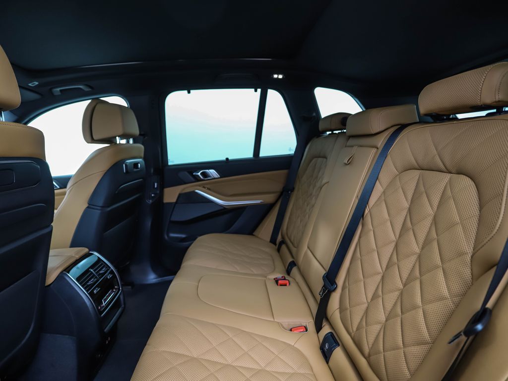 Thumbnail: 2026 BMW X5 - 22