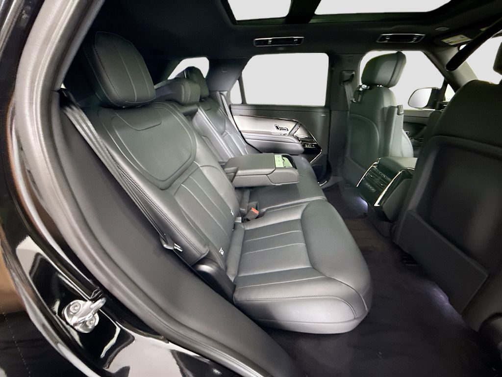Thumbnail: 2026 Land Rover Range Rover Sport - 22