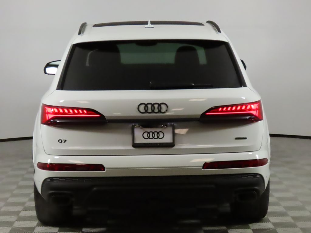 Thumbnail: 2025 Audi Q7 - 4