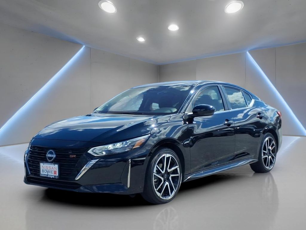 2025 Nissan Sentra SR FWD