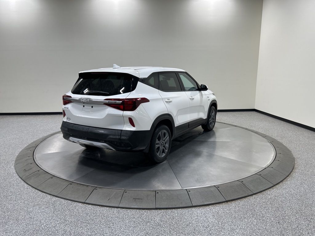 used 2023 Kia Seltos car, priced at $20,962