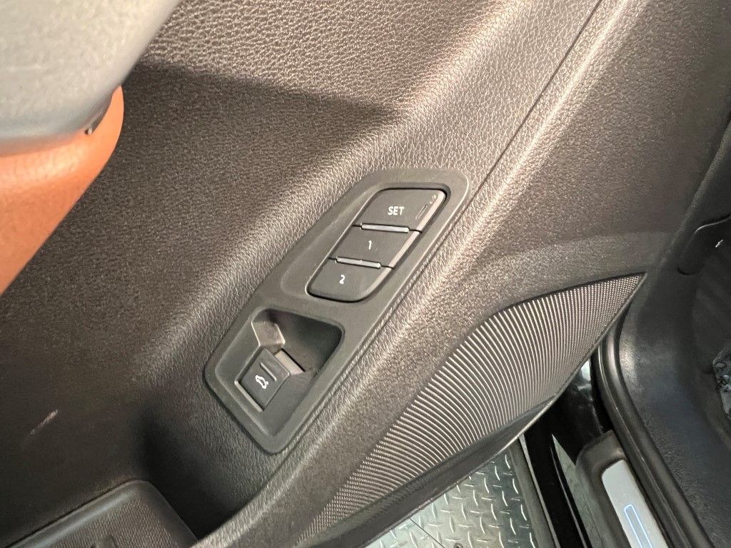 Thumbnail: 2022 Audi Q3 - 31