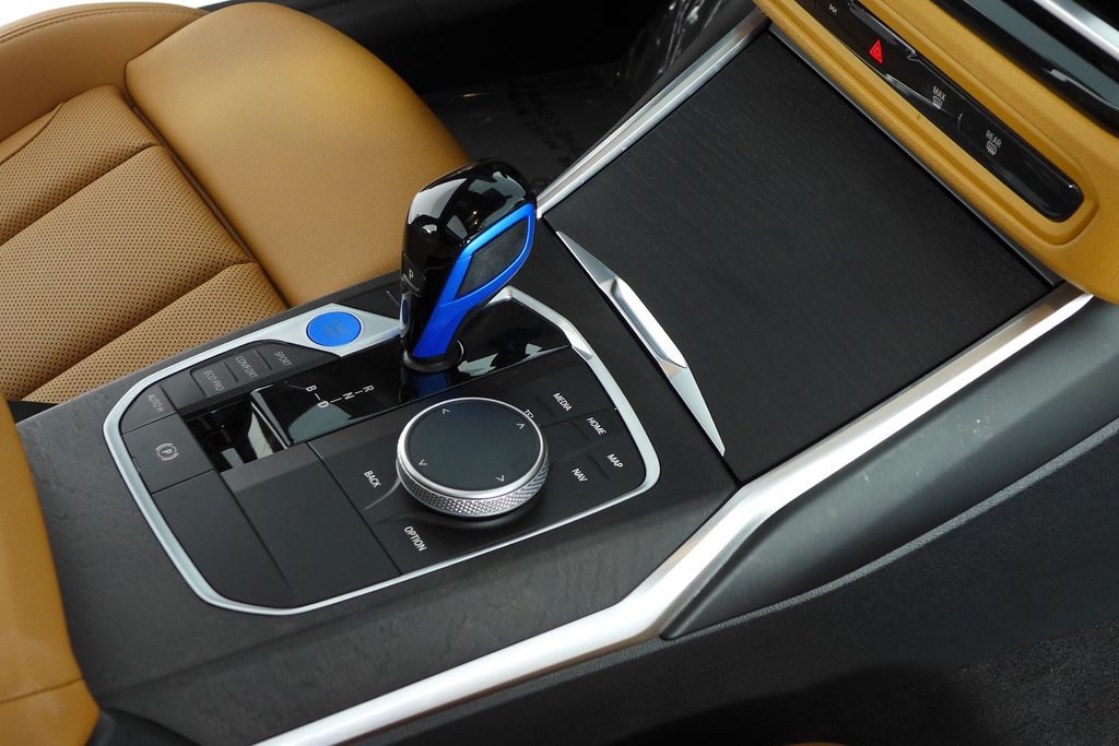 Thumbnail: 2023 BMW i4 - 15