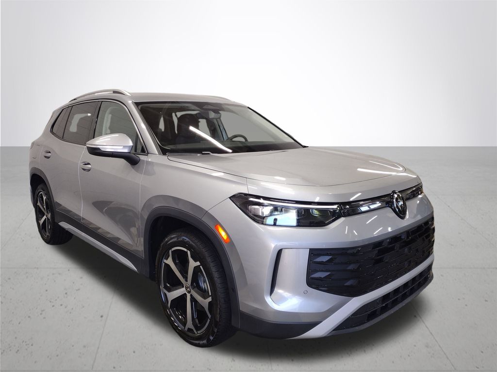 2025 Volkswagen Tiguan SE photo 4