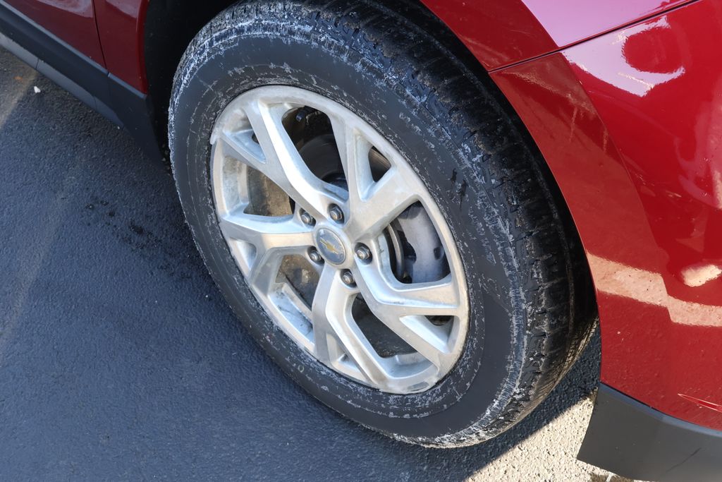 Thumbnail: 2018 Chevrolet Equinox - 5