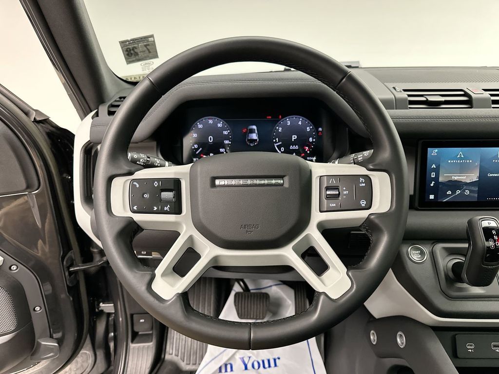 2023 Land Rover Defender 110 20