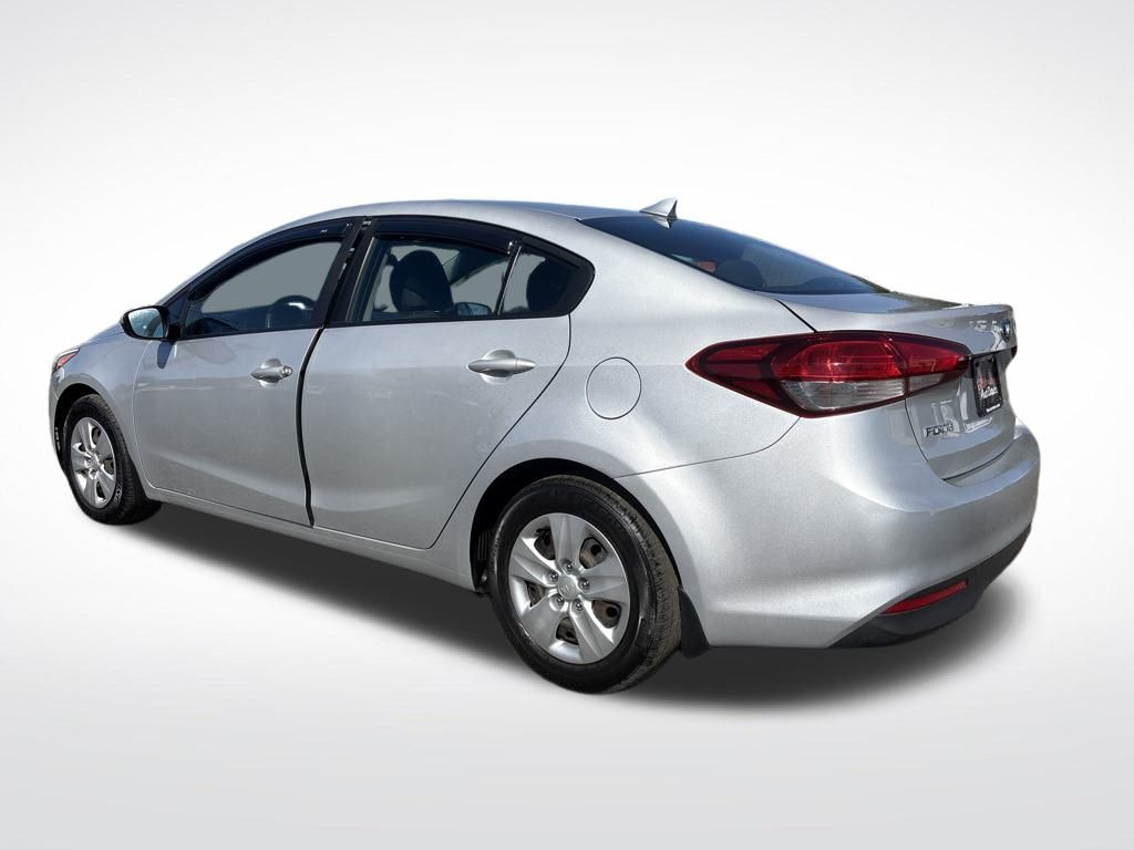 2017 Silky Silver Kia Forte LX FWD Sedan