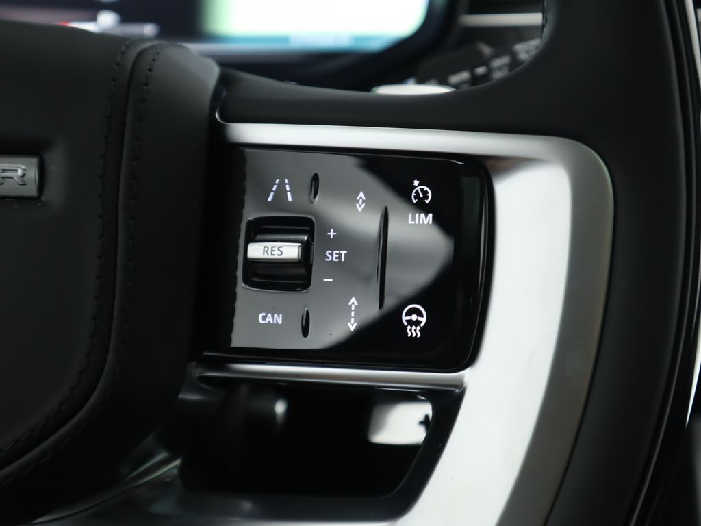 Thumbnail: 2025 Land Rover Range Rover - 12