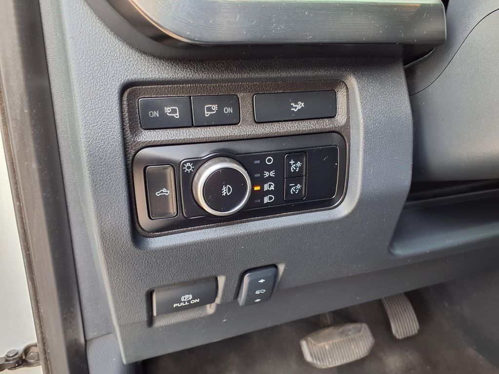 2024 Ford F-350SD Lariat White at Central Houston Nissan