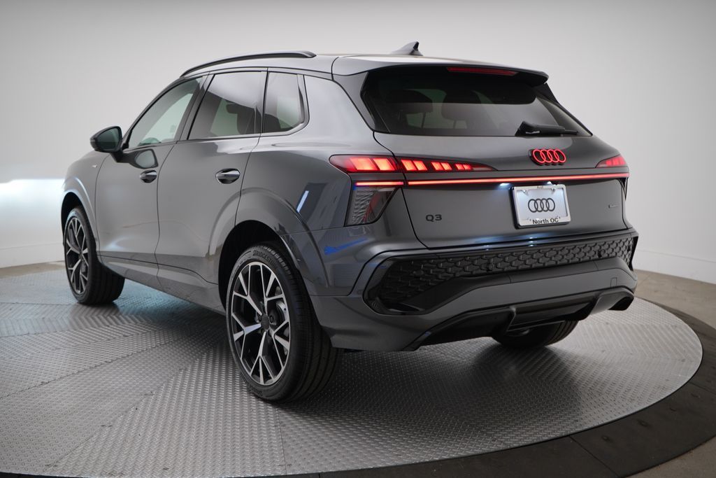 Thumbnail: 2026 Audi Q3 - 3