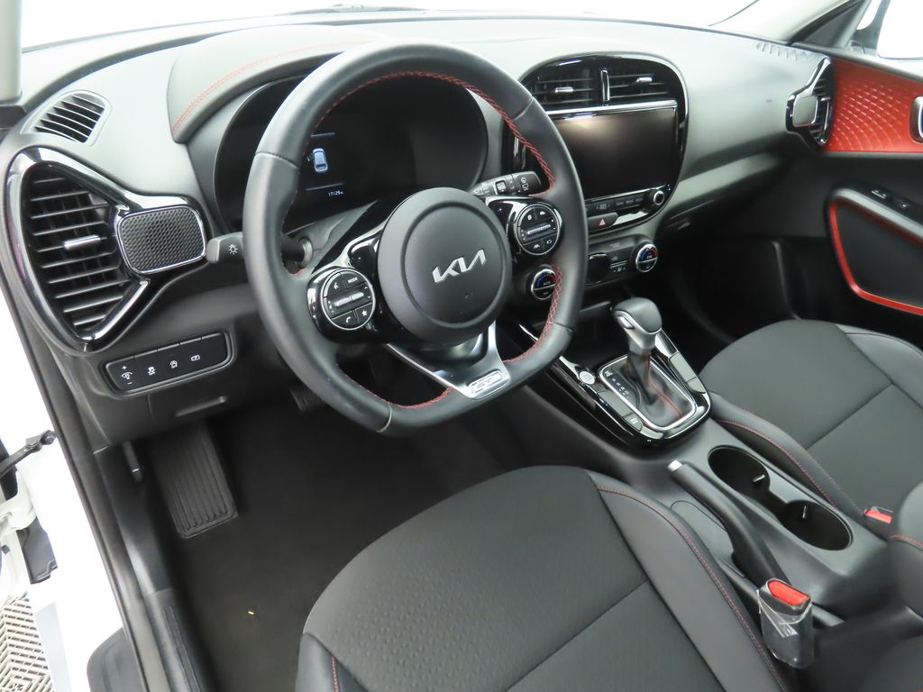 2023 Kia Soul GT-Line 9