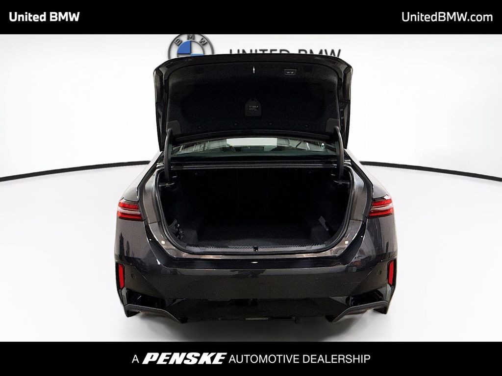 Thumbnail: 2026 BMW 5 Series - 14