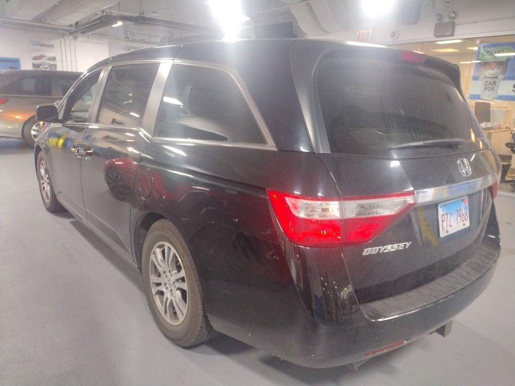 2012 Honda Odyssey EX 12