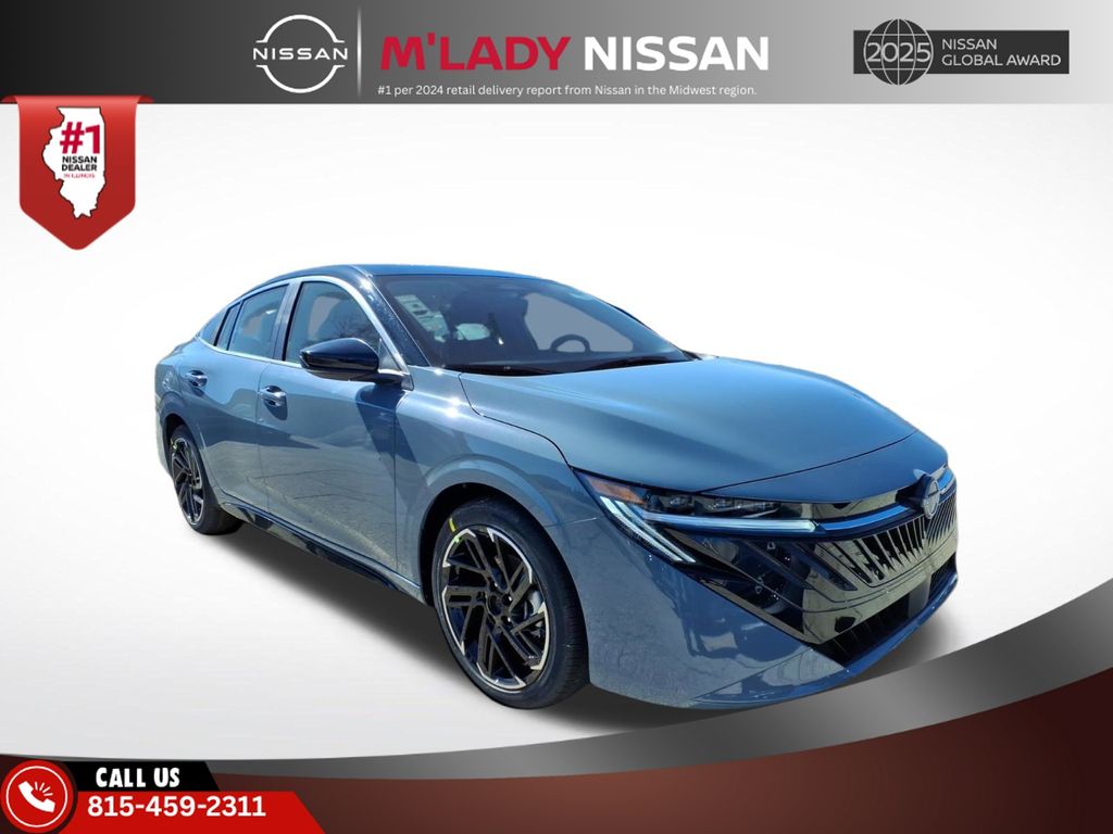2026 Nissan Sentra SR CVT's photo