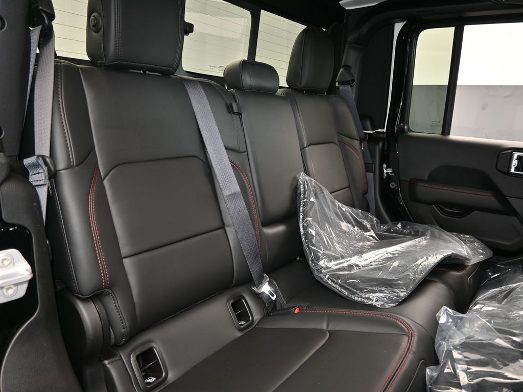 New 2026 Black Clearcoat Jeep Rubicon image 35