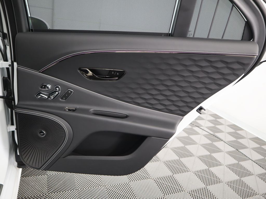 Thumbnail: 2025 Bentley Flying Spur - 28