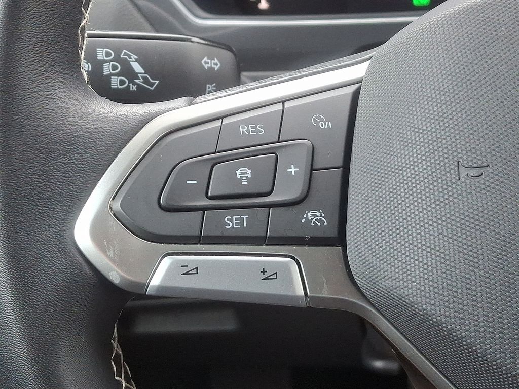 2023 Volkswagen Tiguan 2.0T 21