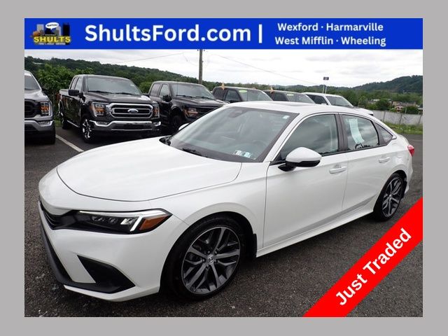 Silver 2024 Honda Civic Touring FWD Sedan Front-Wheel Drive Continuously Variable Transmission