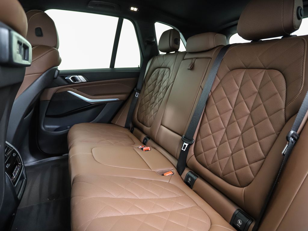 Thumbnail: 2023 BMW X5 - 23