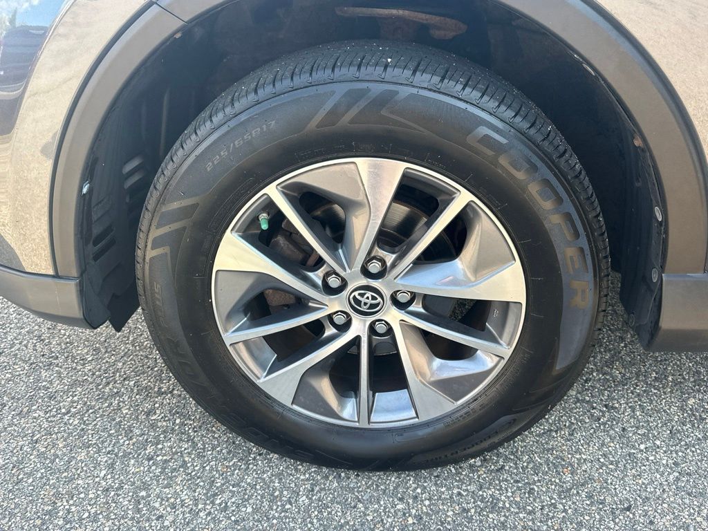 Used 2016 Toyota RAV4 Hybrid SUV