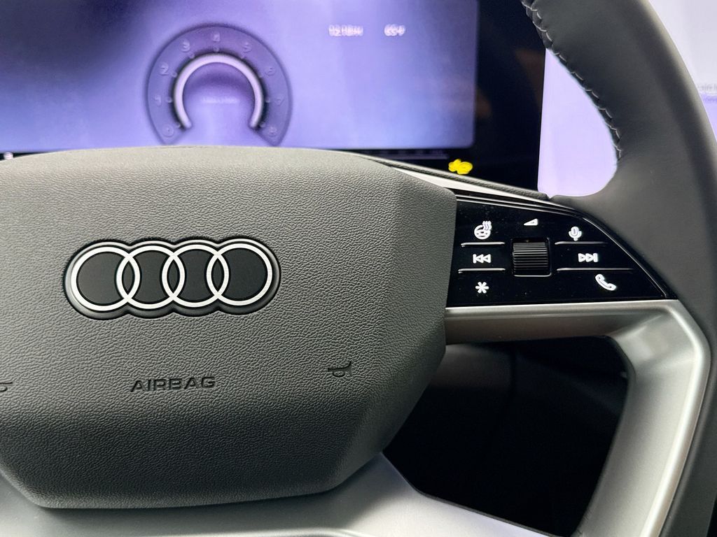 Thumbnail: 2026 Audi Q5 - 12