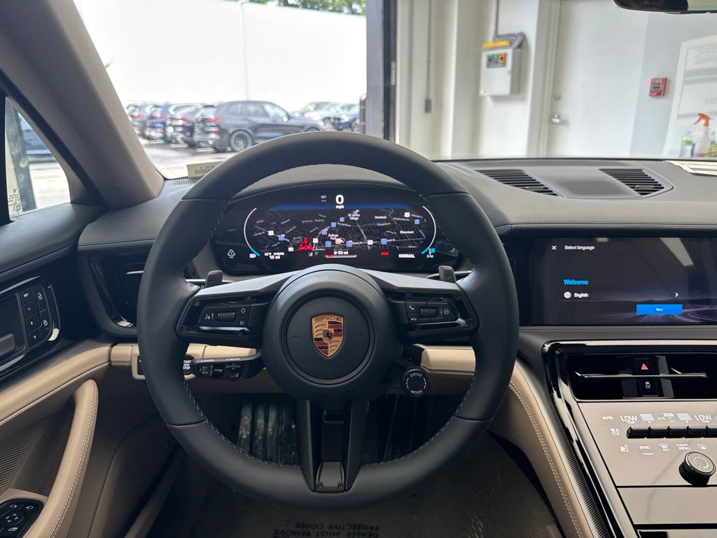 Thumbnail: 2026 Porsche Panamera - 16