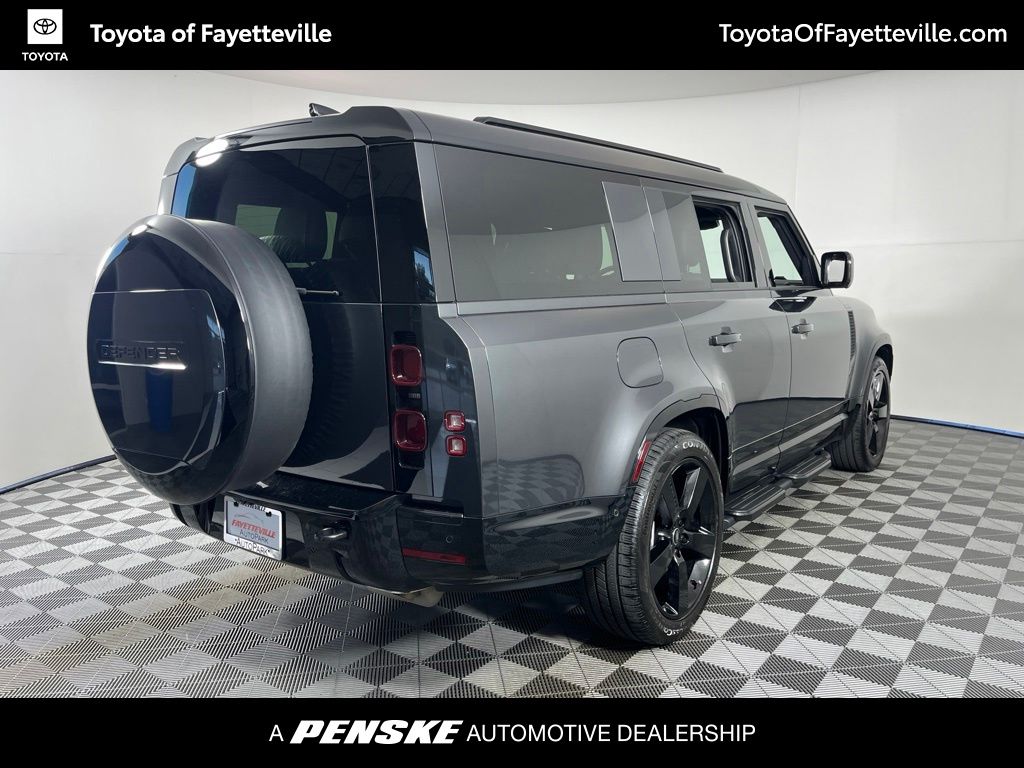 Thumbnail: 2025 Land Rover Defender - 15