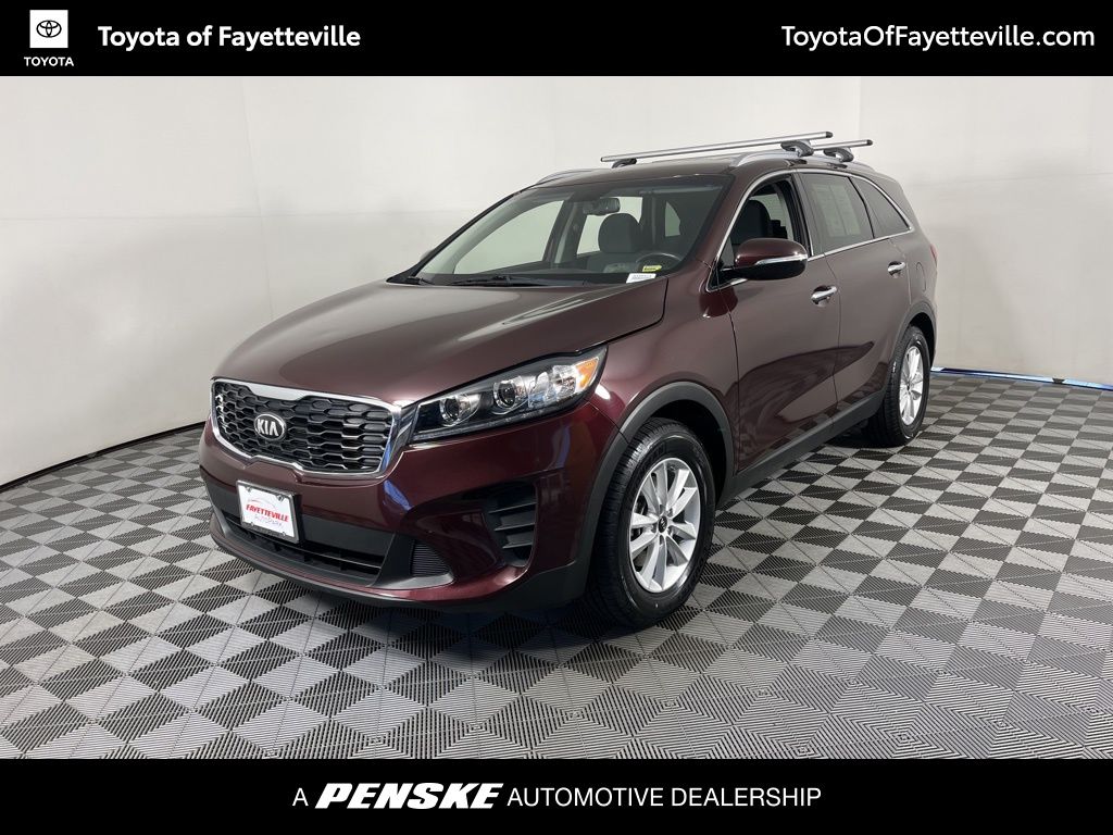 2019 Kia Sorento LX Hero Image