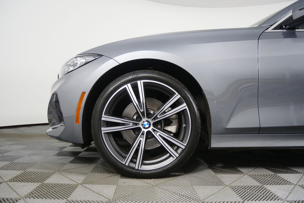 Thumbnail: 2024 BMW 3 Series - 7