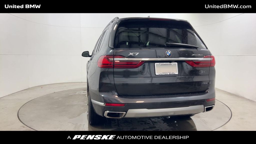 Thumbnail: 2022 BMW X7 - 7