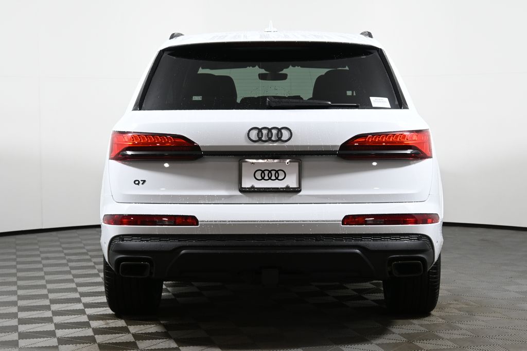 2025 Audi Q7  6