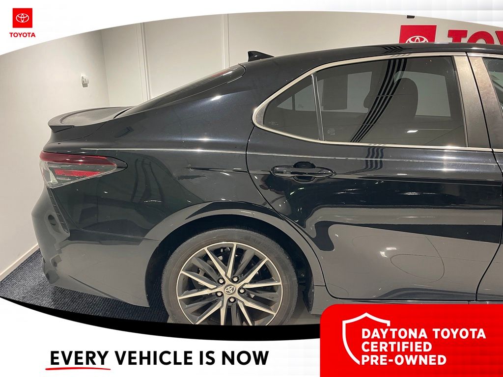 2024 Toyota Camry SE - Photo 8