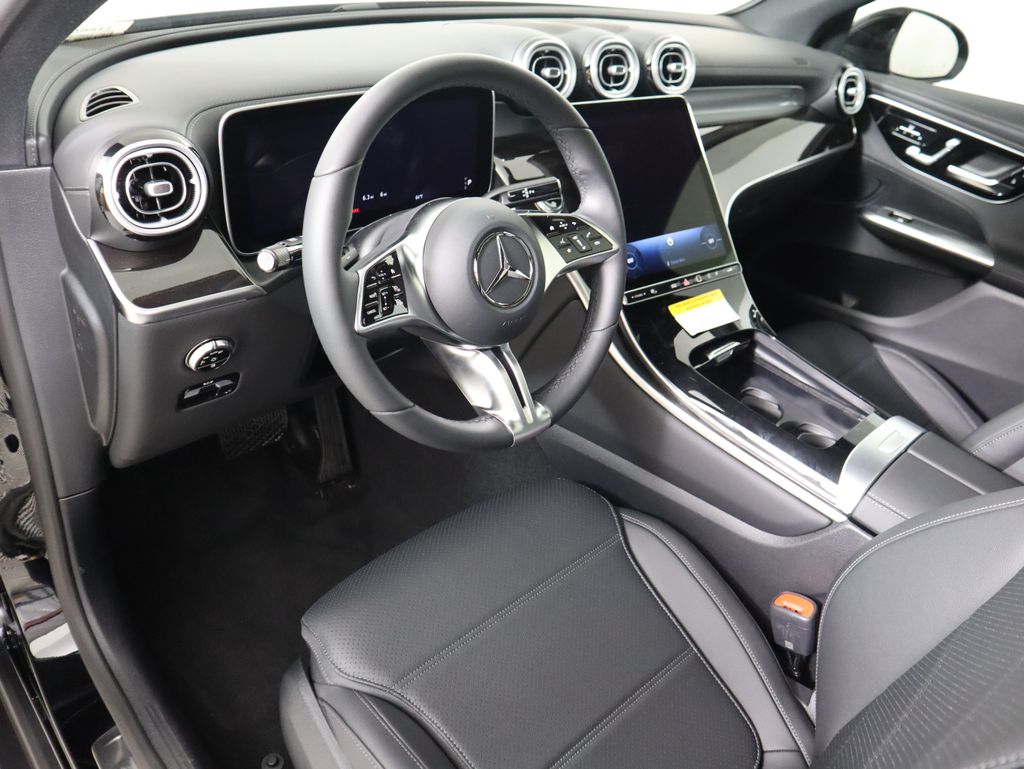 Thumbnail: 2026 Mercedes-Benz GLC - 10