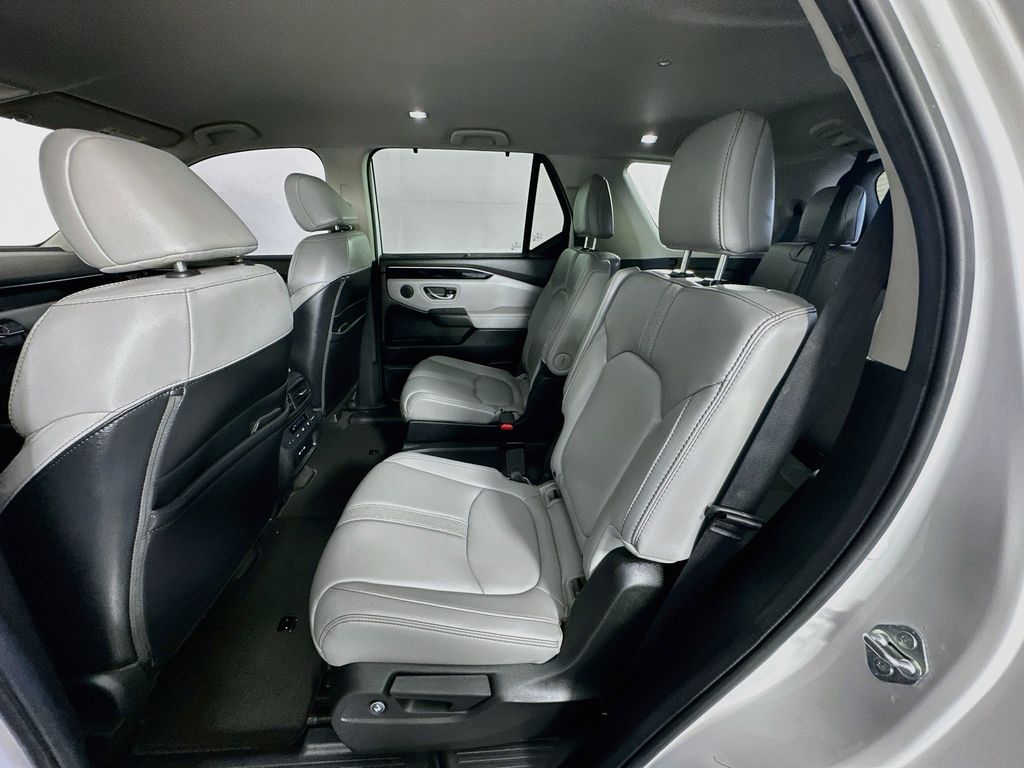 Thumbnail: 2024 Honda Pilot - 23