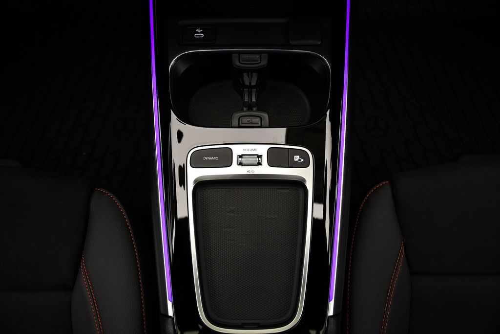 Thumbnail: 2025 Mercedes-Benz GLA - 30