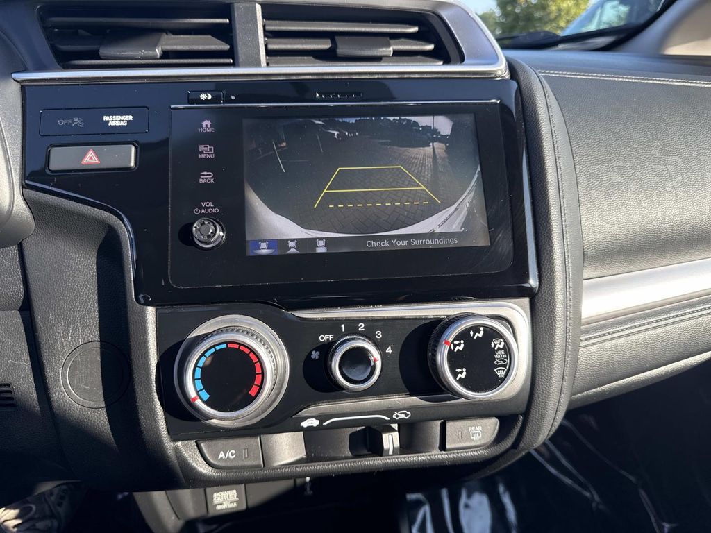 Used 2018  Honda Sport image 20