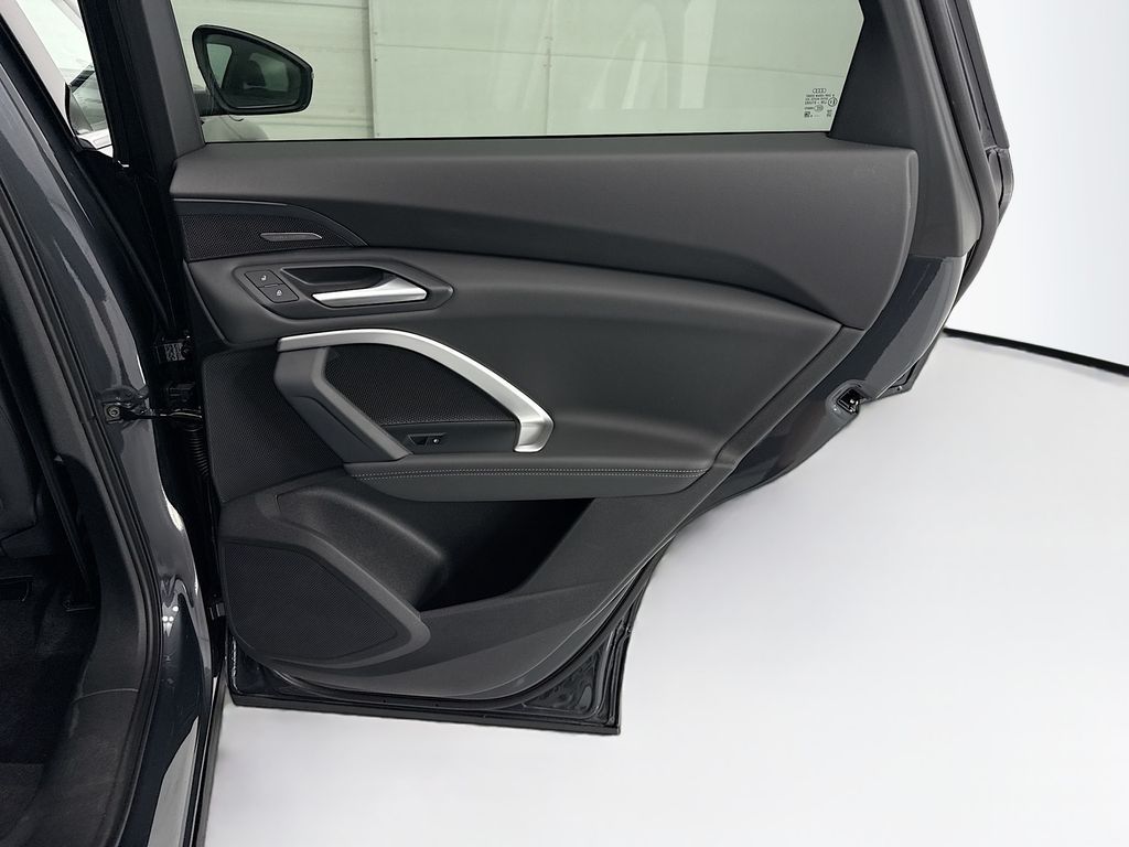 Thumbnail: 2026 Audi Q5 - 26